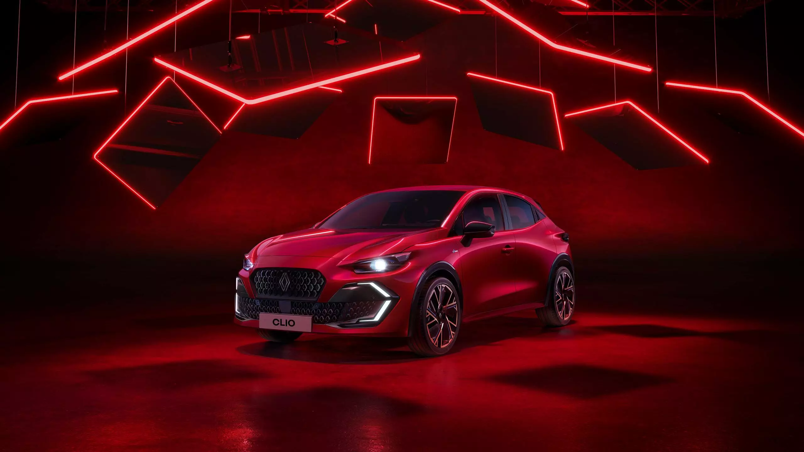 Yeni Renault Clio'a Bu Aya Özel Avantajlı Kampanya!